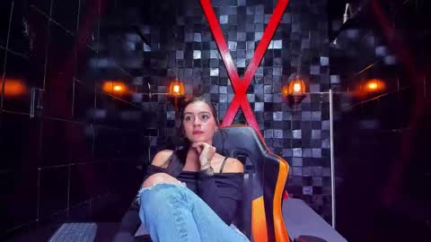 Madison Carzon online show from March 6, 7:57 pm