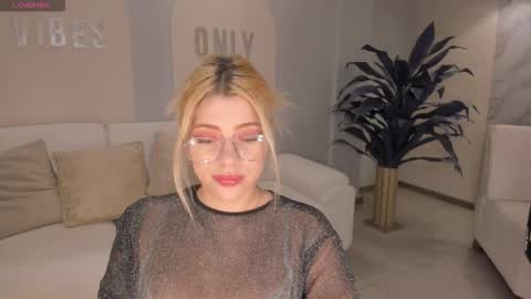 Madison Kane online show from February 4, 11:14 am