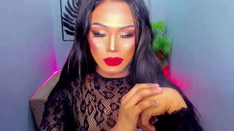 MADISONWILL online show from December 2, 3:38 am