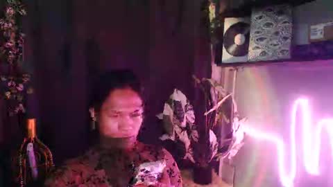 MADISONWILL online show from March 23, 9:14 am