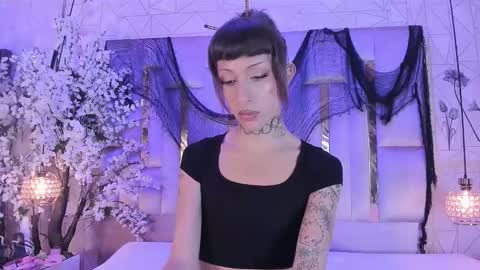  Madison  online show from November 25, 4:55 am