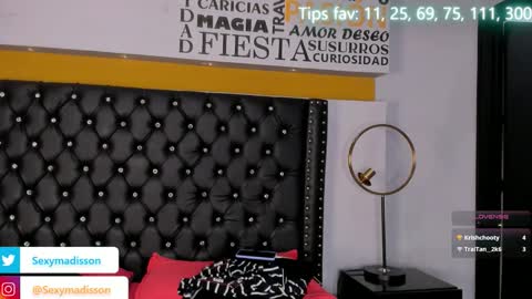 Snapshot of madisson7 chatting on October 18, 5:00 am Madisson online show from October 18, 5:00 am
