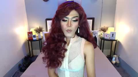 Snapshot of madnesswilxx chatting on October 15, 1:09 am Wil online show from October 15, 1:09 am