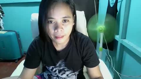 mae_lovers234xx online show from January 7, 3:23 pm