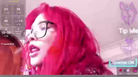 Mae Lyra online show from March 13, 5:27 pm