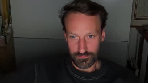Snapshot of maenu_69 chatting on October 18, 9:30 pm maenu_69 online show from October 18, 9:30 pm