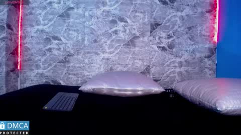 Snapshot of maevekuro chatting on March 7, 9:48 pm maevekuro online show from March 7, 9:48 pm