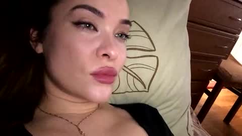 magggg658318 online show from April 1, 1:41 pm