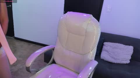 Maghenta-MS mature online show from June 21, 1:06 pm