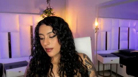 Snapshot of magic_marg chatting on March 1, 12:39 am Marge online show from March 1, 12:39 am