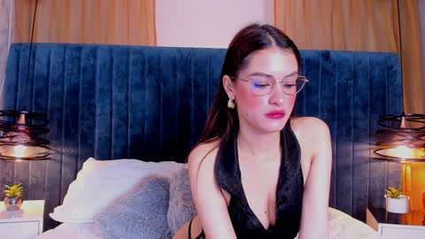 Snapshot of magic_rouse chatting on February 5, 11:17 pm M Rss online show from February 5, 11:17 pm