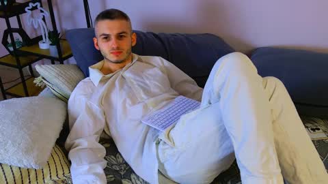 magic_storms online show from March 29, 8:10 pm