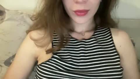 magicgirl50053 online show from June 4, 5:30 pm