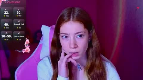 Angel online show from December 19, 8:15 pm