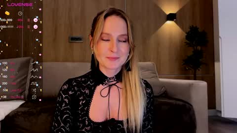 magicpeaach online show from January 30, 2:58 pm