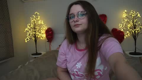 Emily online show from February 28, 1:14 pm