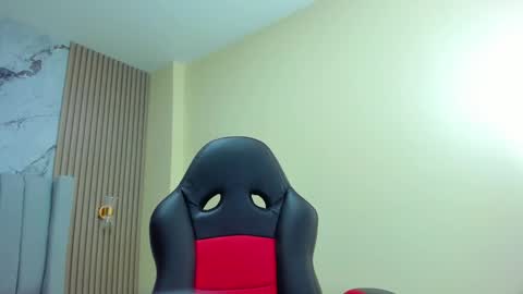 magievans1 online show from October 21, 12:32 pm