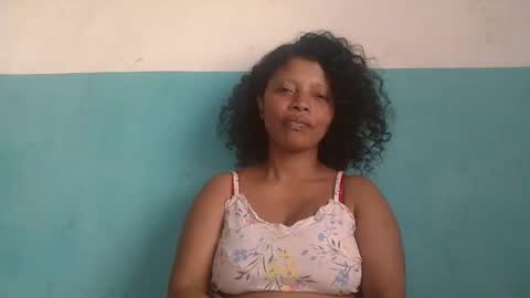 magniah online show from February 14, 11:35 am