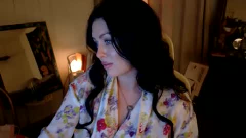 Magnolia Maggie Maggie Jane  online show from May 25, 8:37 pm