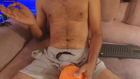 Snapshot of magnus_alejo chatting on October 18, 1:37 pm Magnus Alejo online show from October 18, 1:37 pm