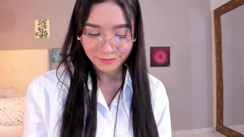 Maia online show from May 26, 12:22 pm