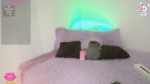    t  online show from February 13, 3:21 am