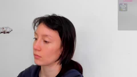 Snapshot of maibys_cute chatting on October 20, 4:06 am maibys online show from October 20, 4:06 am