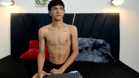 Snapshot of maicol_cum23 chatting on October 2, 2:05 pm maicol_cum23 online show from October 2, 2:05 pm