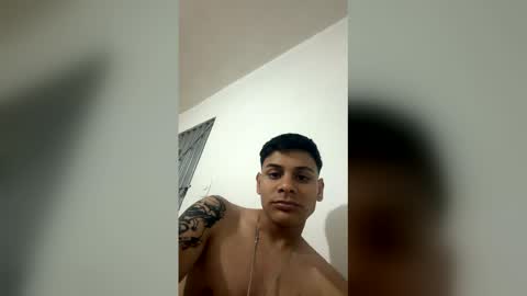 maicolzarate19 online show from May 5, 4:41 am