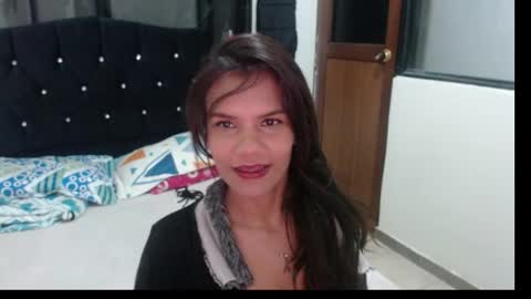 maidy_19 online show from October 15, 12:03 am