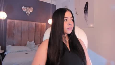 Snapshot of maiiitee_ chatting on March 12, 1:19 pm  Mait  online show from March 12, 1:19 pm
