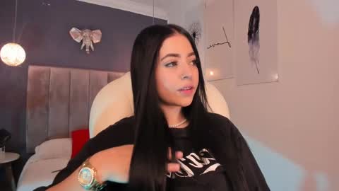 Snapshot of maiiitee_ chatting on March 2, 3:48 pm  Mait  online show from March 2, 3:48 pm