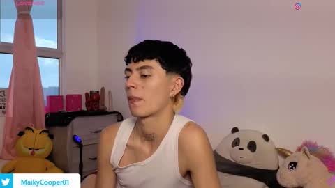 maiky_cooper01 online show from March 21, 2:33 pm