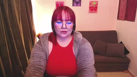 Snapshot of maily_888 chatting on December 11, 12:23 am maily online show from December 11, 12:23 am