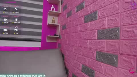  MAILY CAN  online show from February 4, 7:18 pm