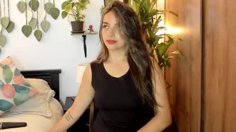 Mailyn Foxx online show from June 22, 8:27 pm