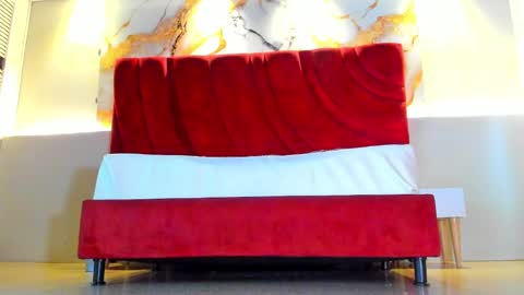 MAISE online show from November 5, 1:46 pm