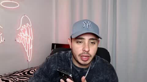 maison_xmed online show from April 12, 3:32 am