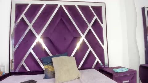 maite online show from April 3, 9:00 pm