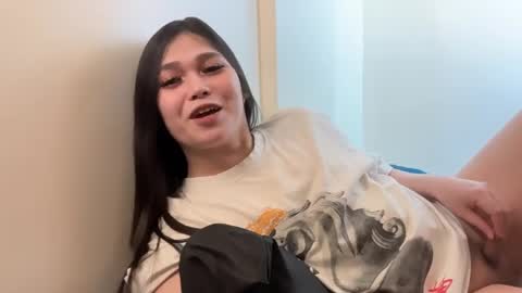 Samantha online show from May 11, 4:04 pm