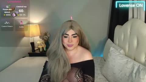 majestydannaxx online show from May 16, 5:15 am