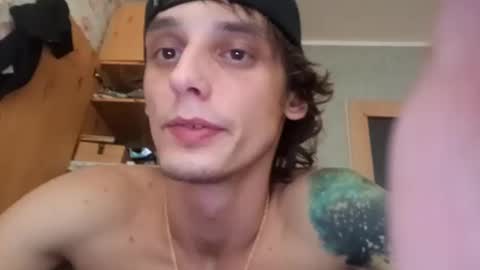 majlosustik online show from February 2, 2:24 pm