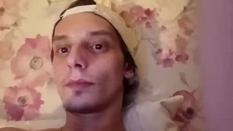 majlosustik online show from February 25, 2:59 am