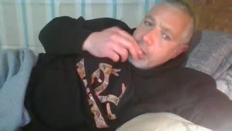 makeyousquirt21985 online show from January 15, 7:50 am