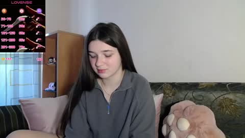 Makiima online show from April 20, 4:37 am