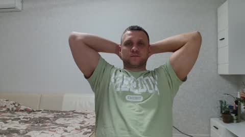 Snapshot of malchyshka chatting on January 7, 1:03 pm malchyshka online show from January 7, 1:03 pm