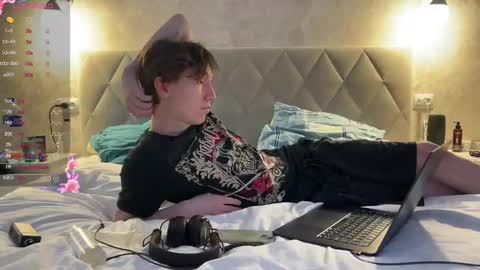 Tom and Mark 3 online show from February 8, 4:25 pm