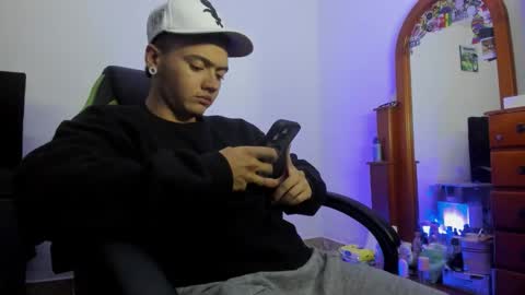 ADAM         online show from February 4, 1:53 am