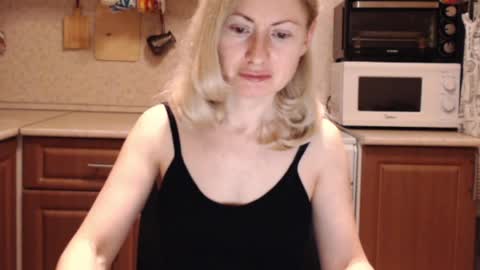 Malena online show from April 18, 9:26 pm