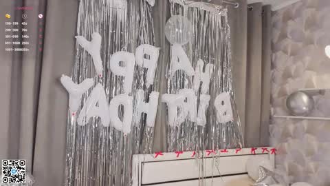 Evelyn online show from February 20, 4:45 am